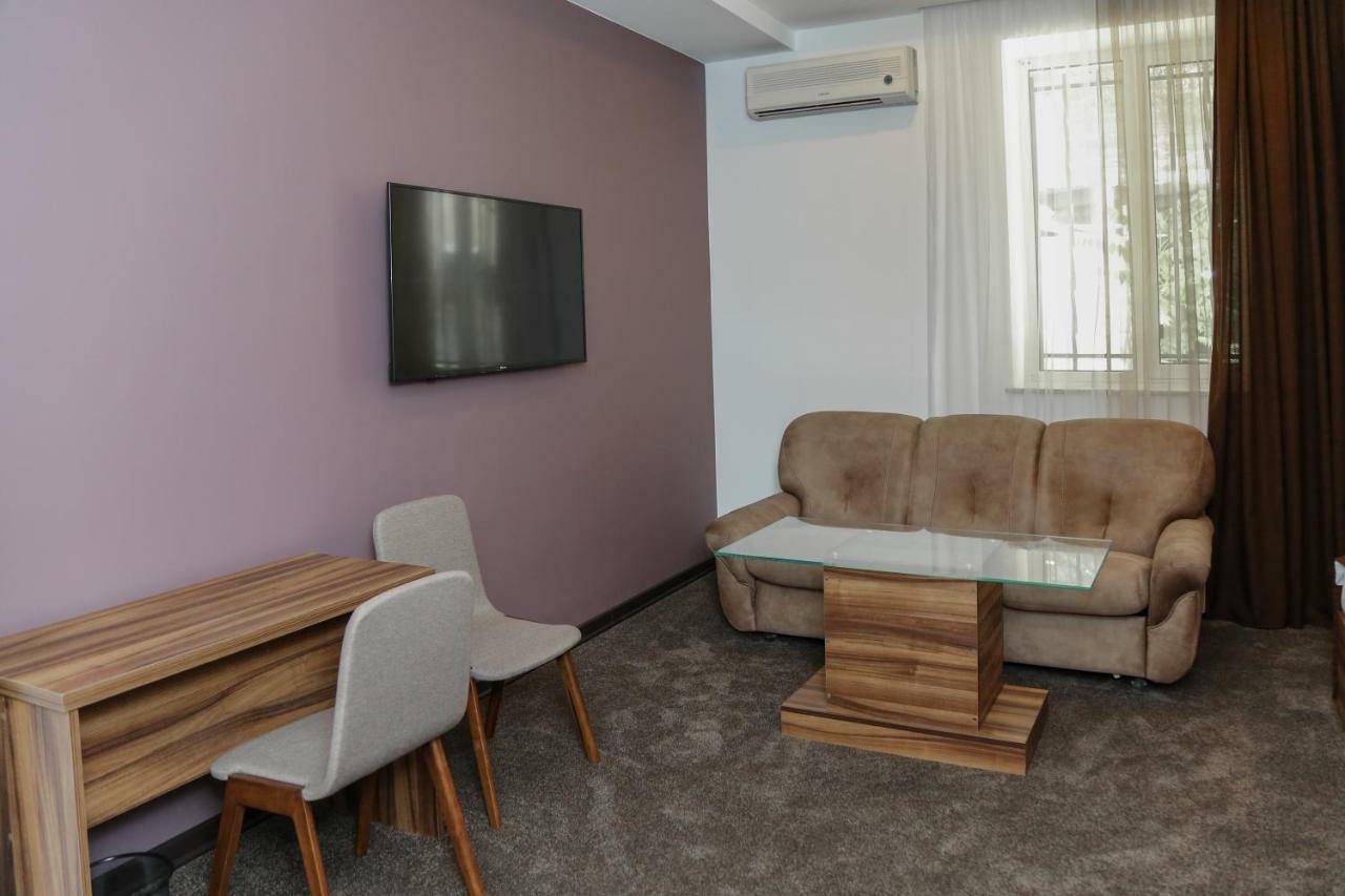 Moscow Boutique Hotel يريفان المظهر الخارجي الصورة